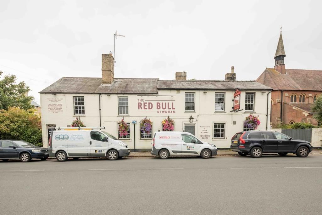 Cambridge 3 Bedroom Flat With Private Parking 외부 사진